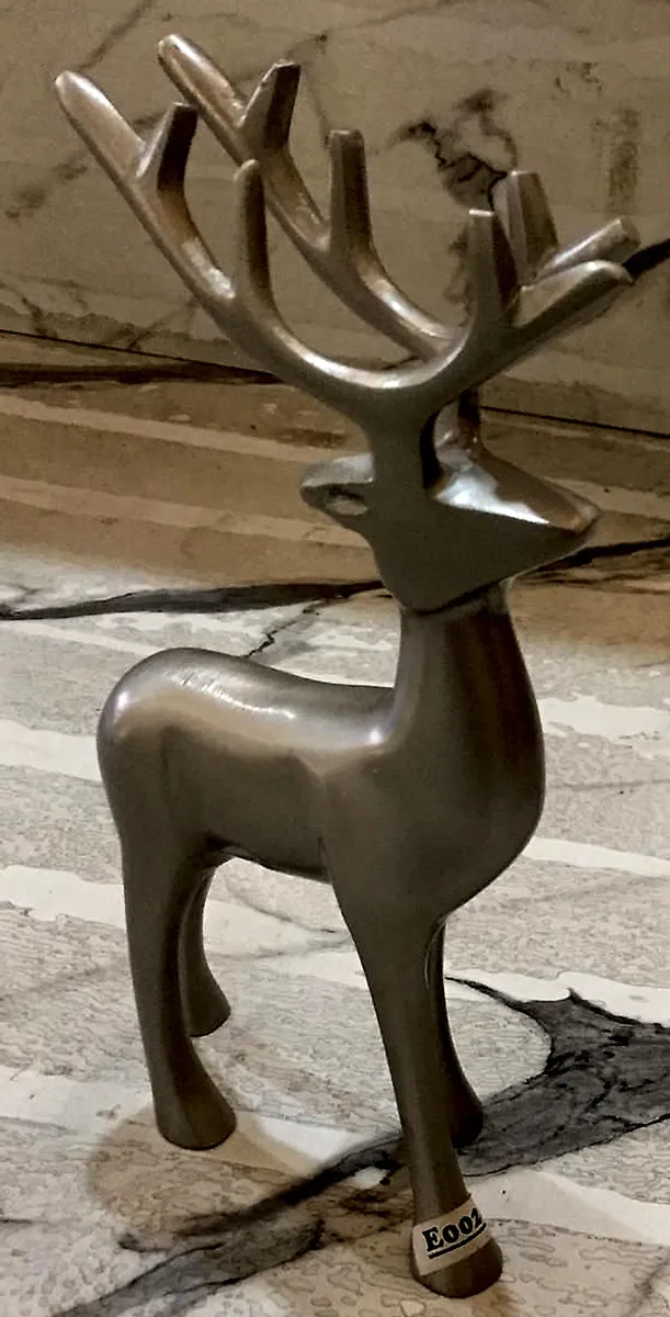Reindeer Sculpture powder coated in satin silver